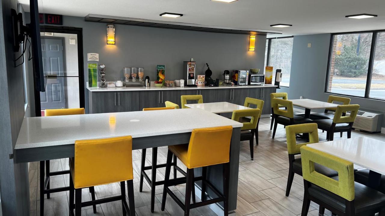 Quality Inn Asheville Airport Флетчер Экстерьер фото