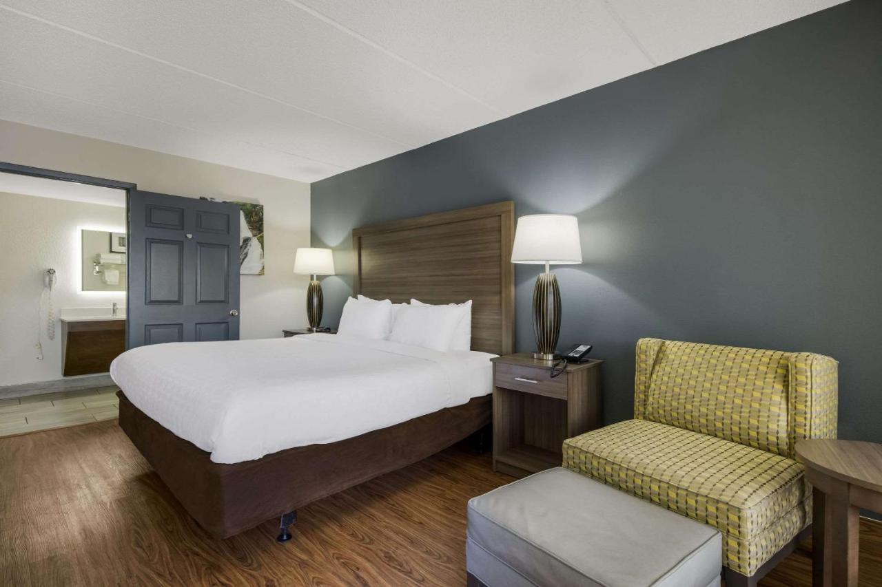 Quality Inn Asheville Airport Флетчер Экстерьер фото