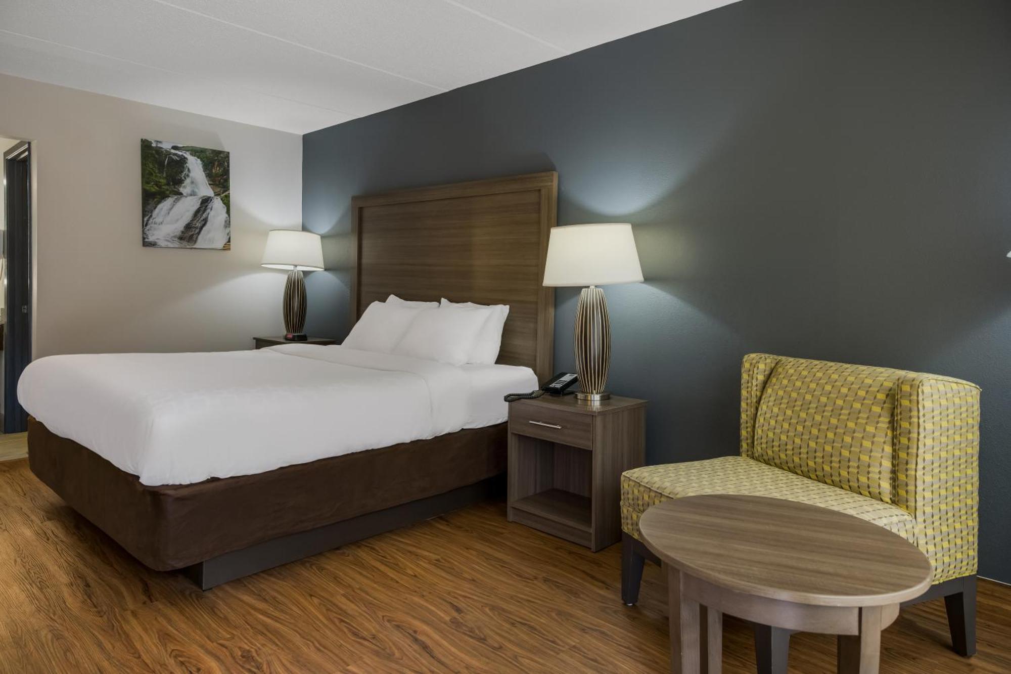 Quality Inn Asheville Airport Флетчер Экстерьер фото