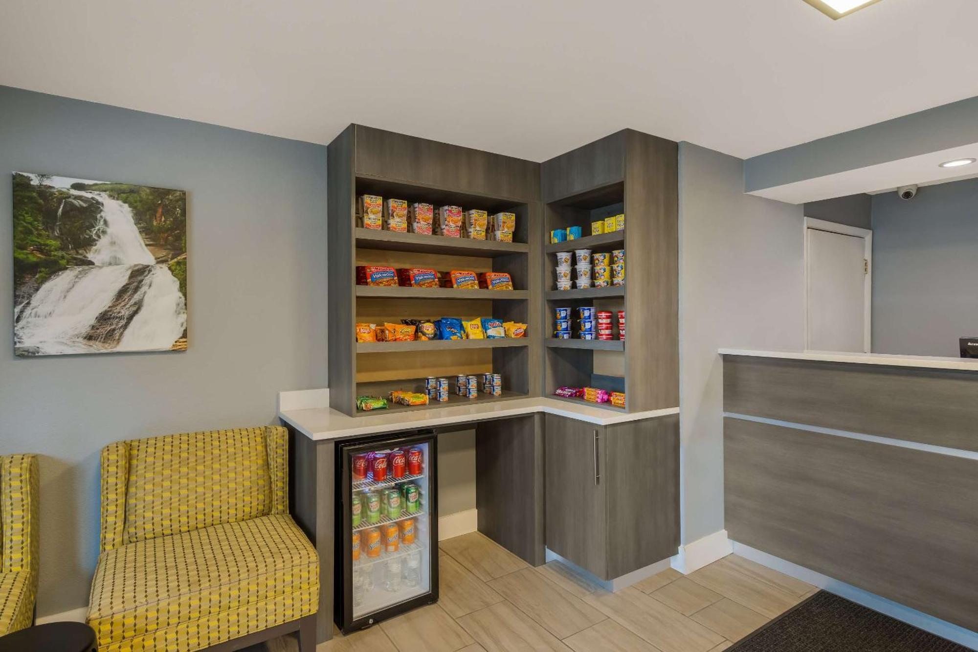 Quality Inn Asheville Airport Флетчер Экстерьер фото