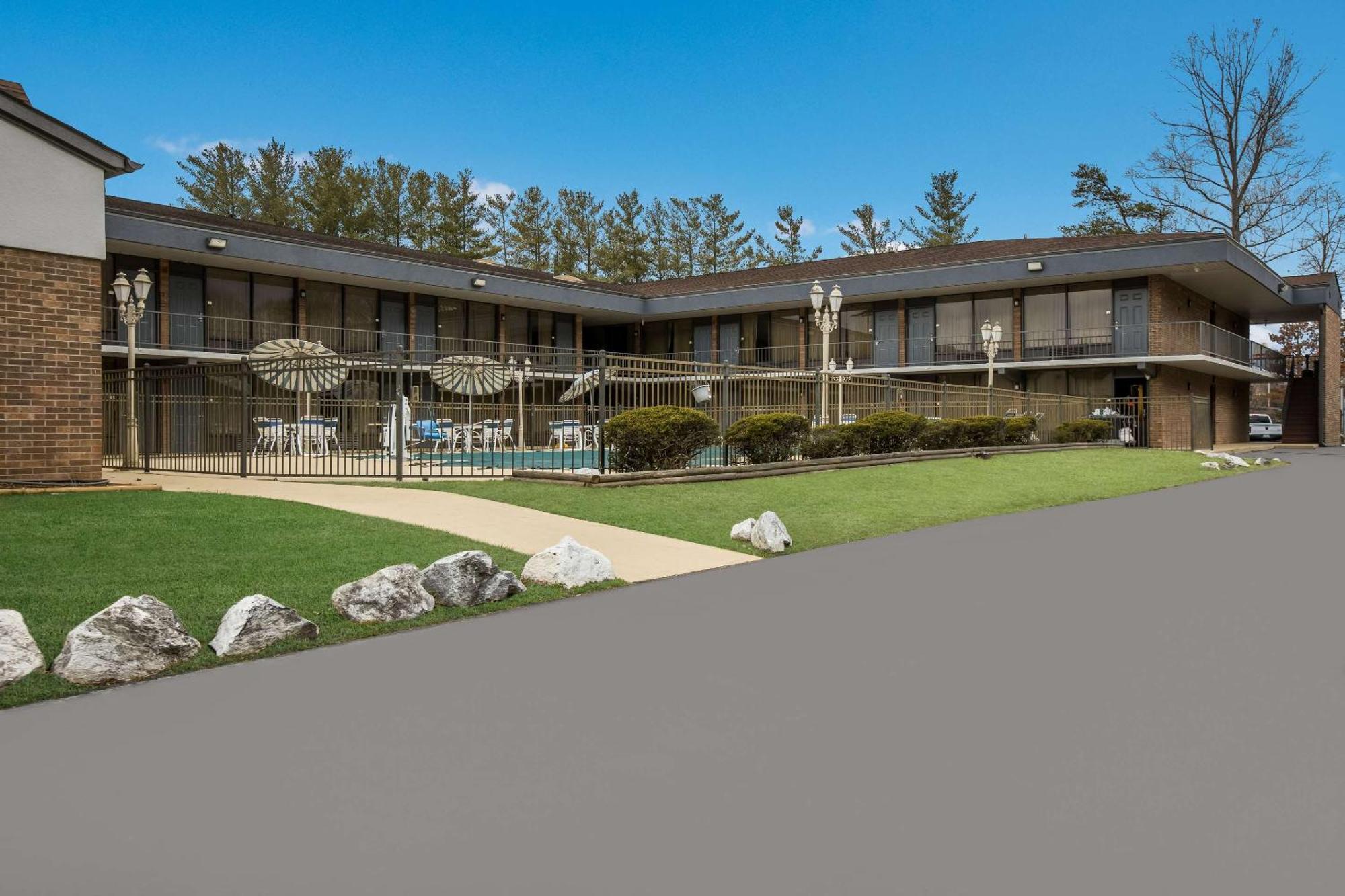 Quality Inn Asheville Airport Флетчер Экстерьер фото