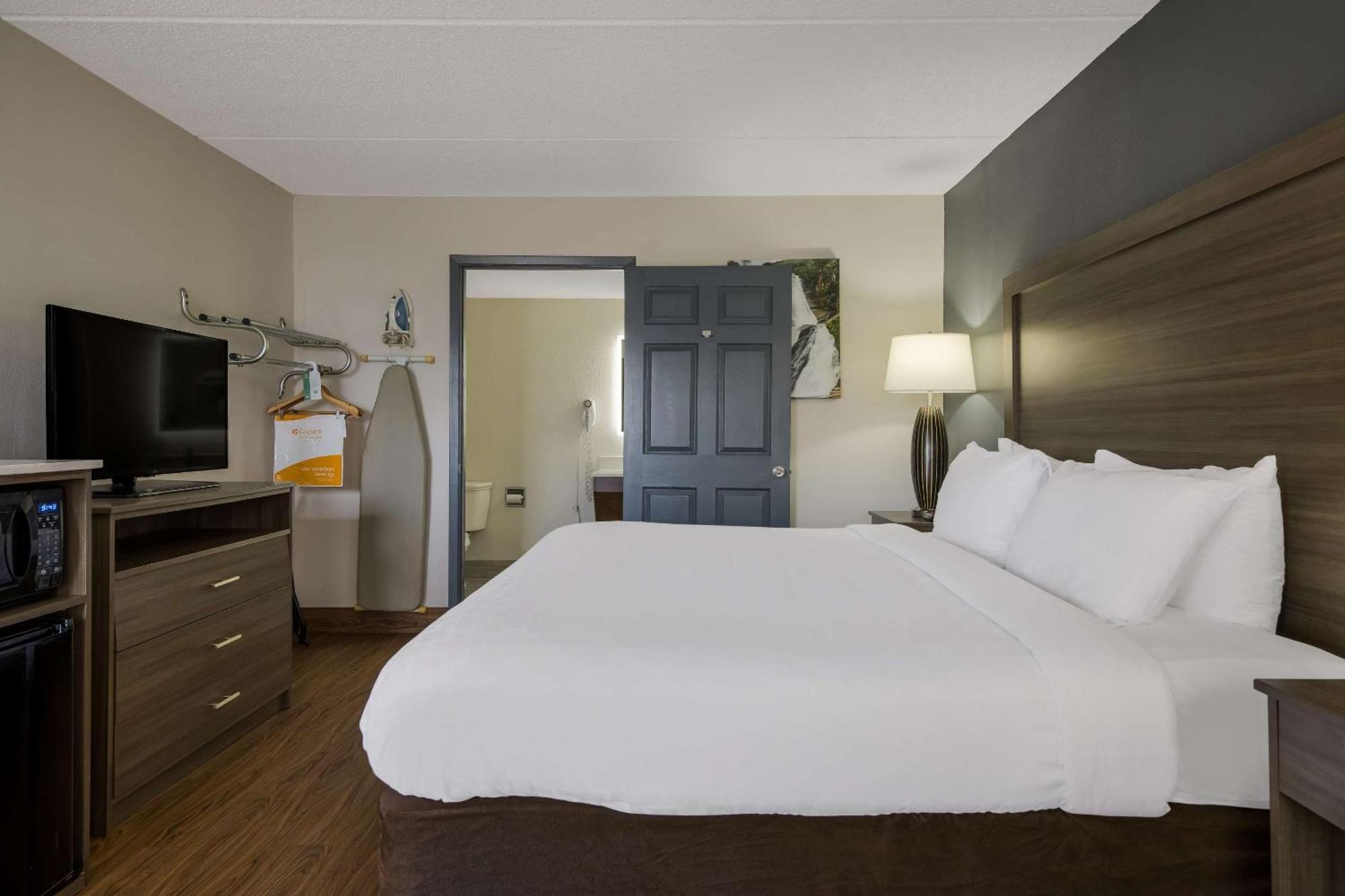 Quality Inn Asheville Airport Флетчер Экстерьер фото