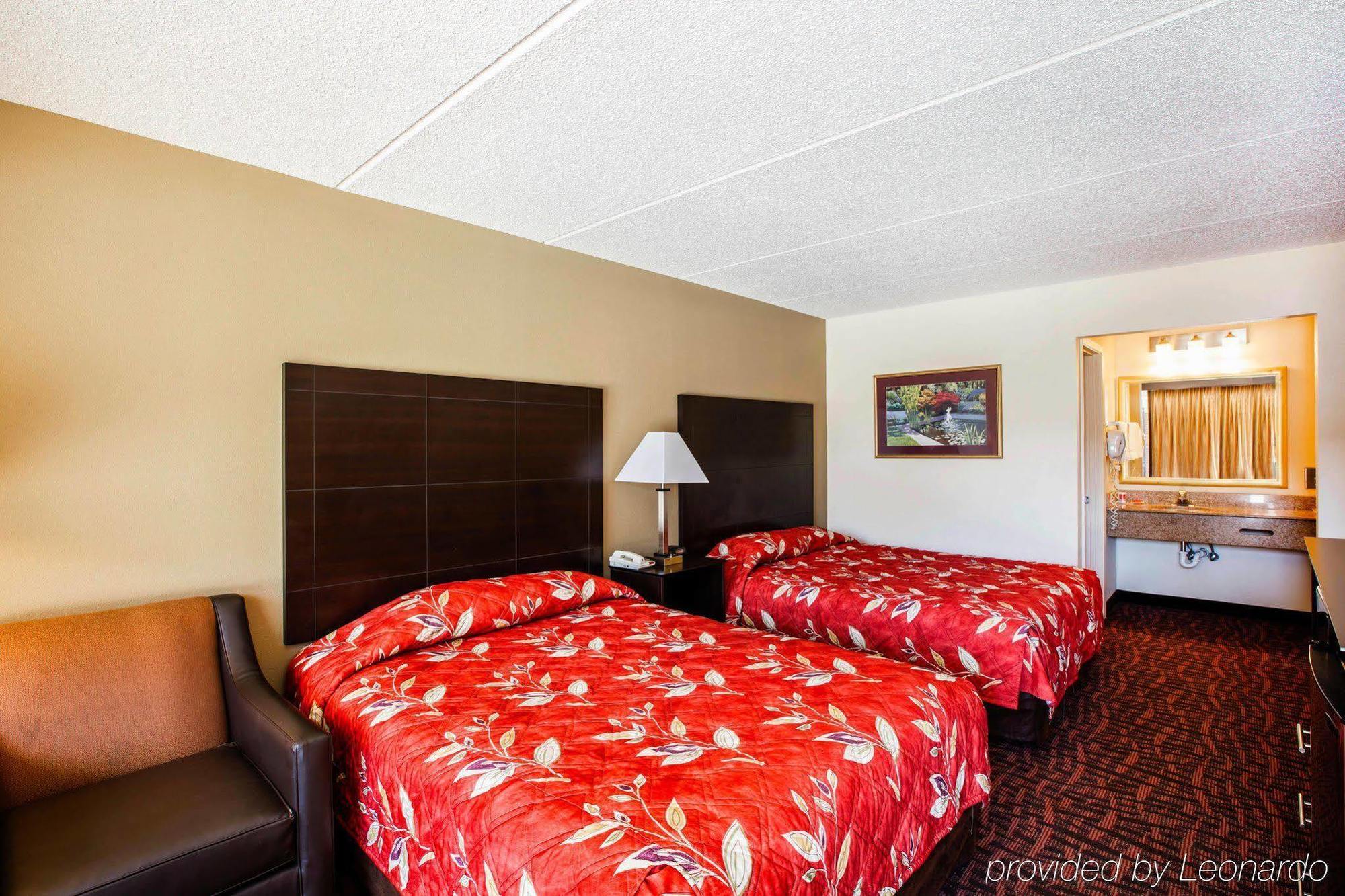 Quality Inn Asheville Airport Флетчер Экстерьер фото