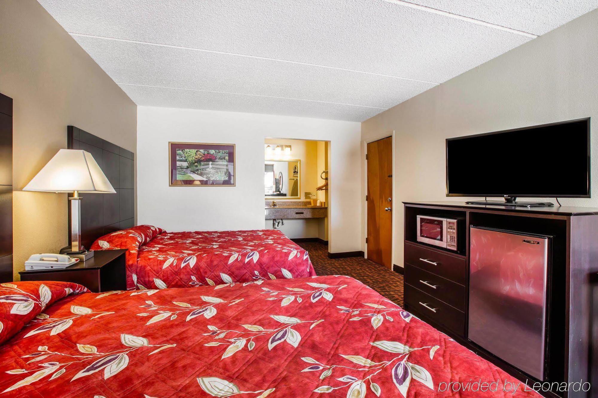 Quality Inn Asheville Airport Флетчер Экстерьер фото
